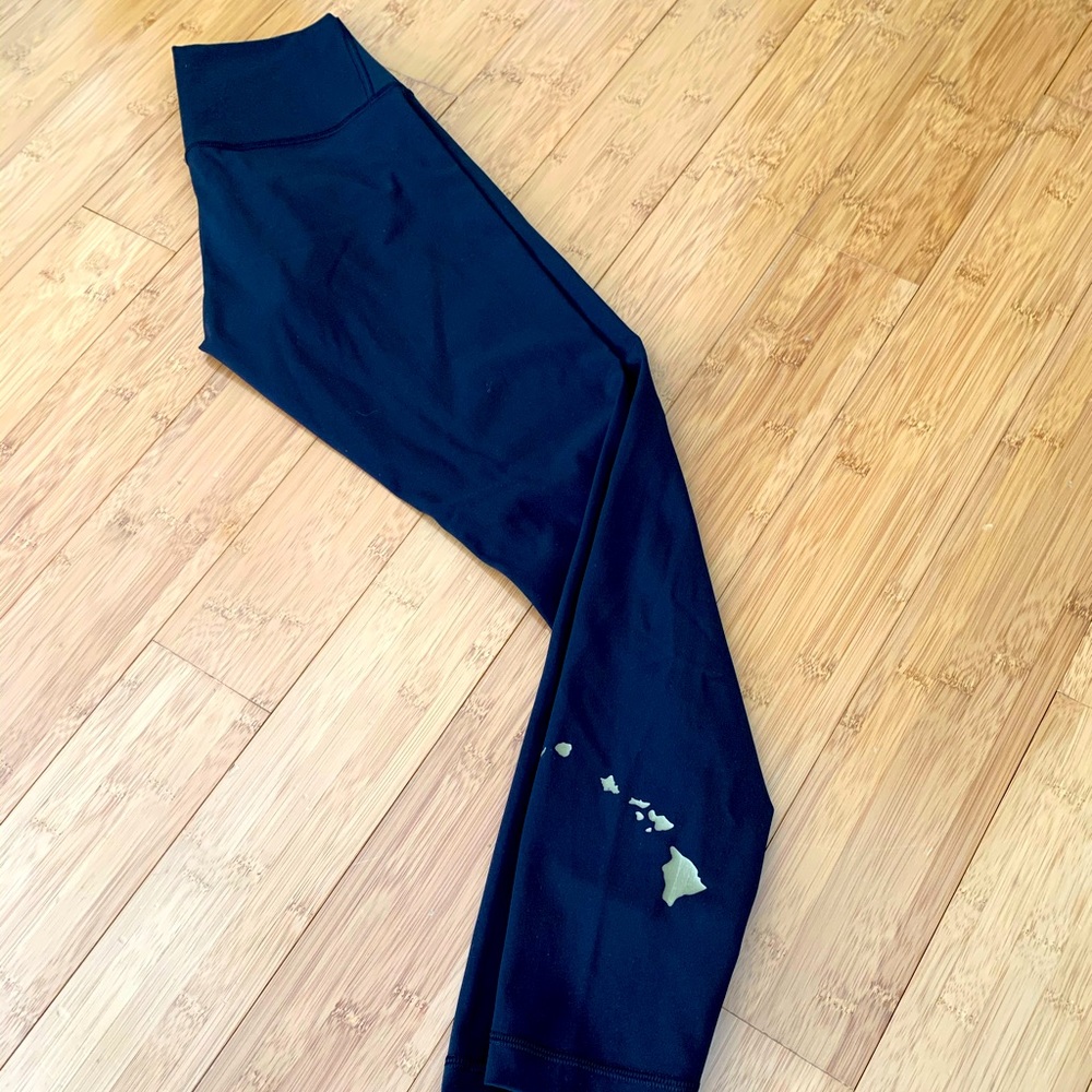 Lulu Align Tight Hawaii Exclusive
